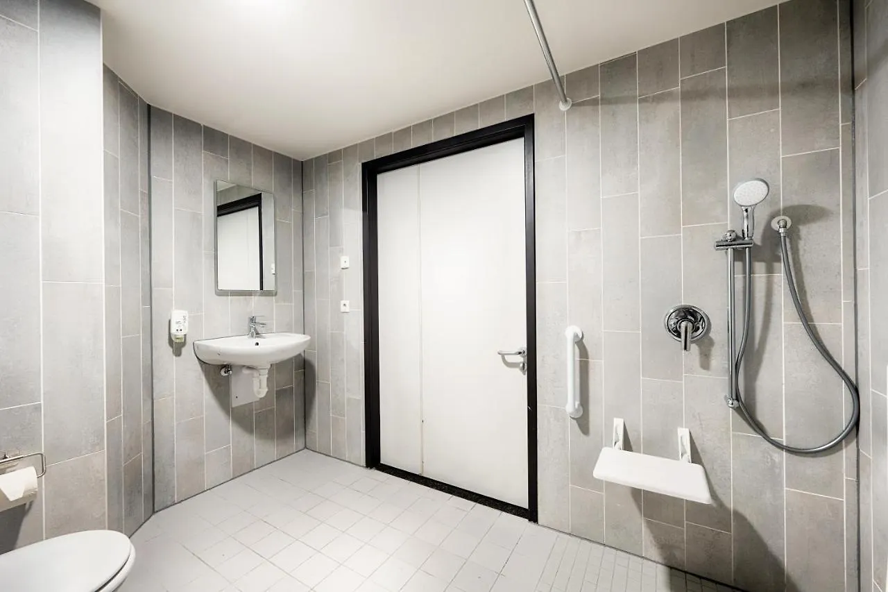 B&B Hotel Salzburg-Nord 3*, Salzburgo Austria